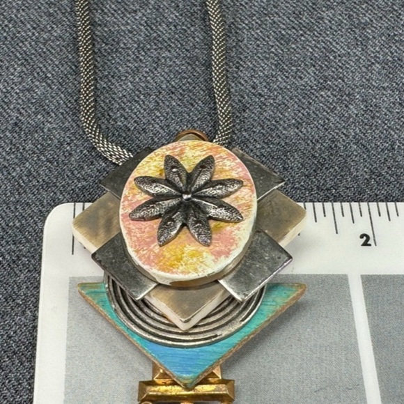 Vintage 1990s Artsy Boho Necklace Mixed Media Medallion flower with dangles 26” - Picture 10 of 10